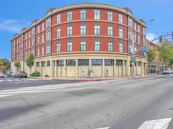 3801 San Pablo Ave