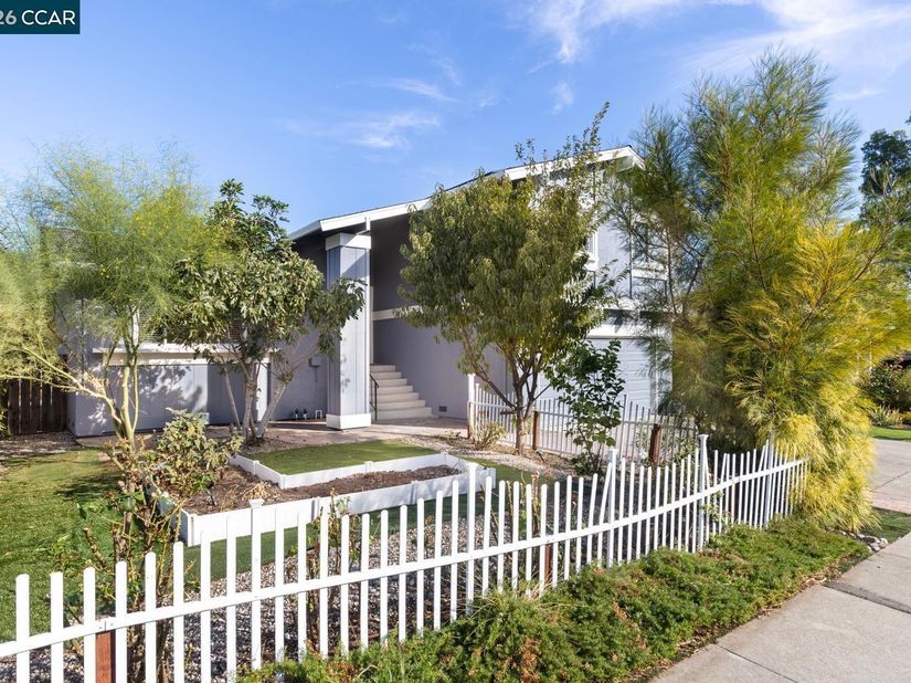 2225 Sierra Ct, Concord CA 94518