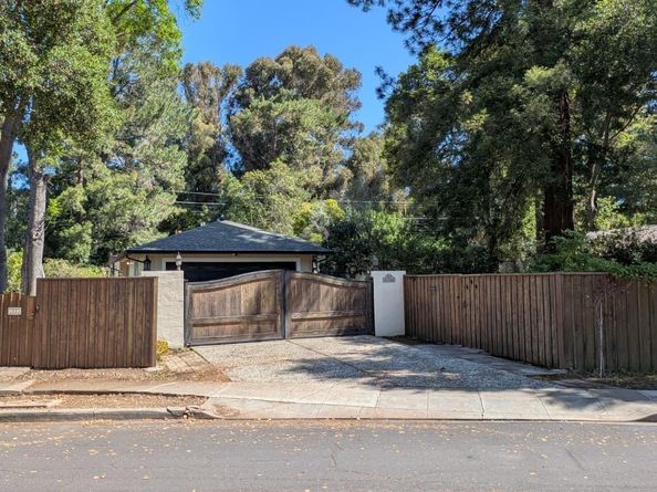 97 Belleau Ave, Atherton CA 94027