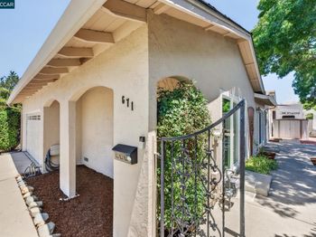 671 Starling Ave