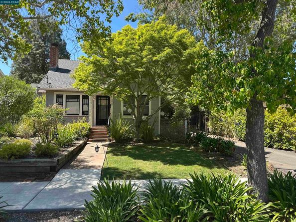 1258 Pine St, Palo Alto CA 94301
