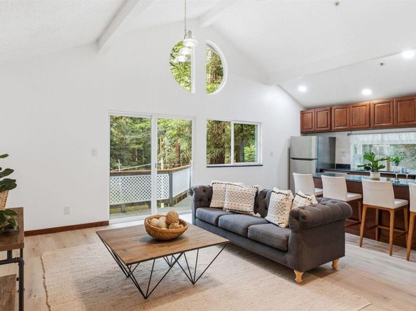 359 Redwood Rd, Felton CA 95018