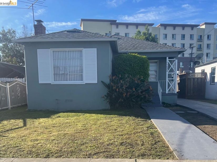 1626 104th Ave, Oakland CA 94603