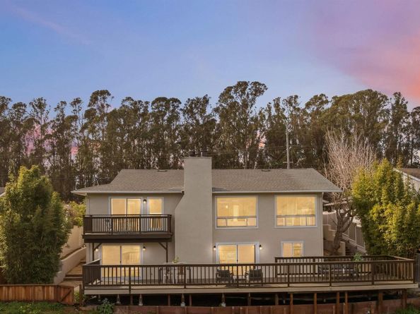 230 Pestana Ave, Santa Cruz CA 95065
