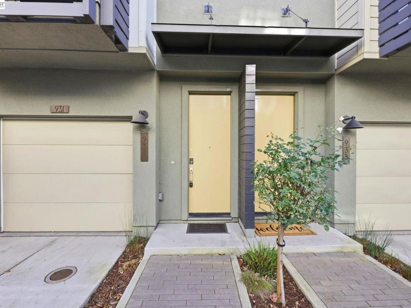931 Edy Ln, Oakland CA 94607