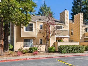 182 Eastridge Dr