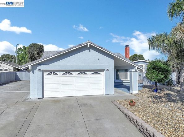 1972 Carnation Cir, Livermore CA 94551