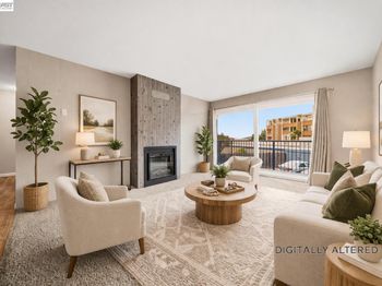 960 Shorepoint Court