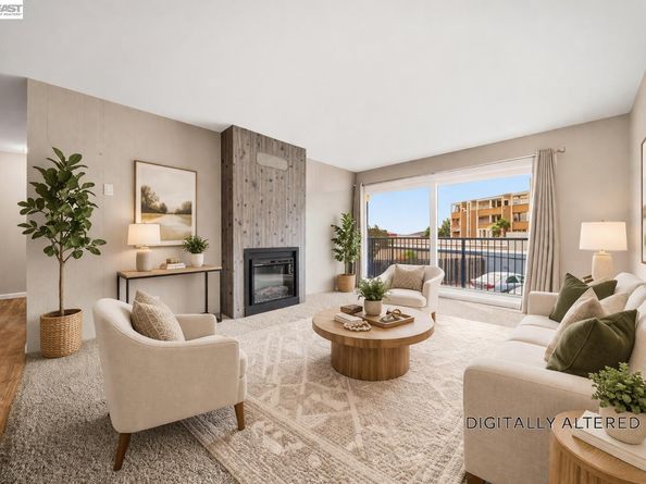 960 Shorepoint Court 116, Alameda CA 94501