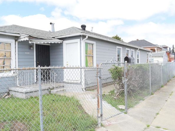 9945 B St, Oakland CA 94603