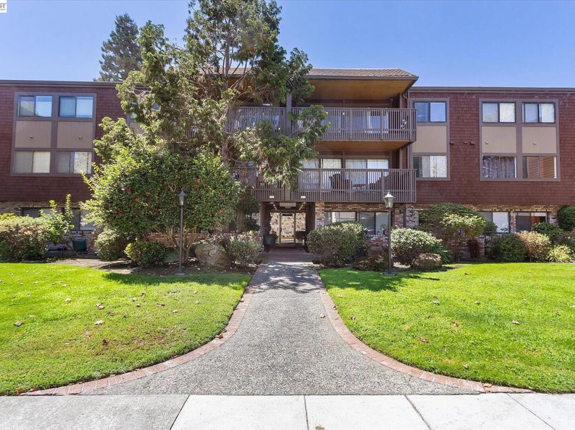 1810 Central Ave 1808, Alameda CA 94501