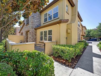 644 Heligan Ln