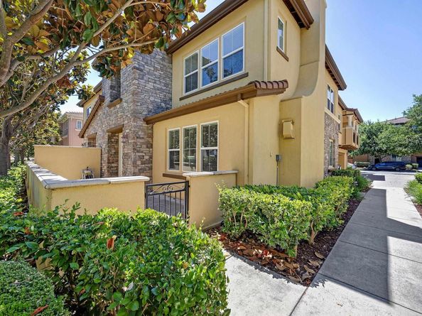 644 Heligan Ln 3, Livermore CA 94551