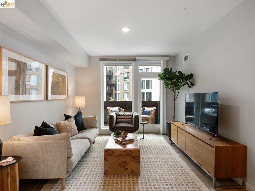 260 Brooklyn Basin Way 431, Oakland CA 94606