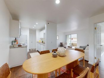 683 Newbury Ln