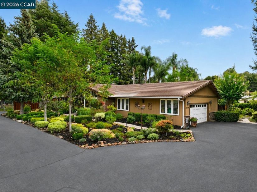 5179 Alhambra Valley Rd, Martinez CA 94553