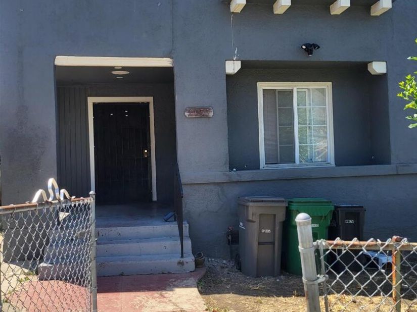 2137 E 27th, Oakland CA 94606