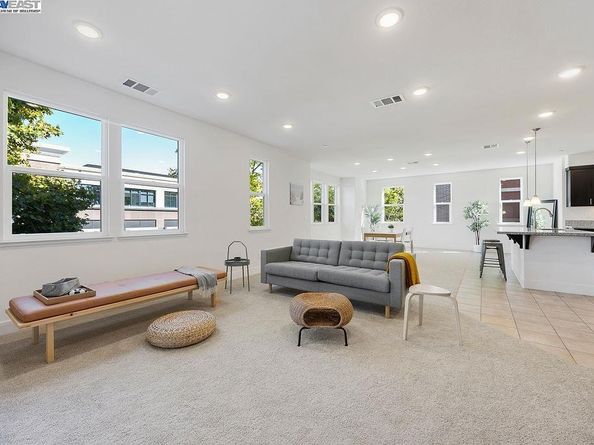 2729 5Th St, Alameda CA 94501