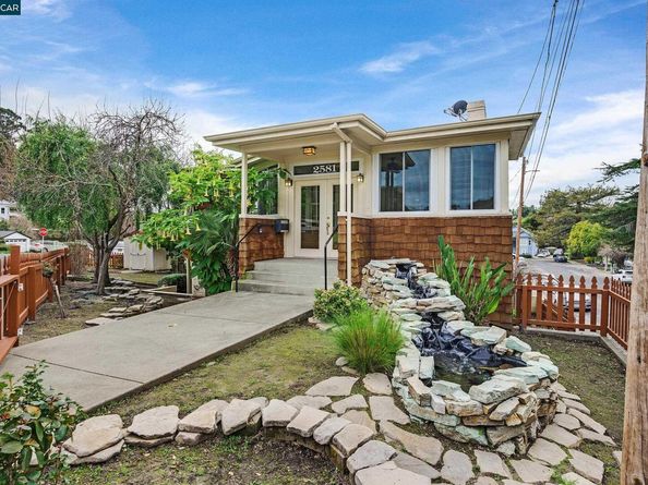 2581 Charles Ave, Pinole CA 94564