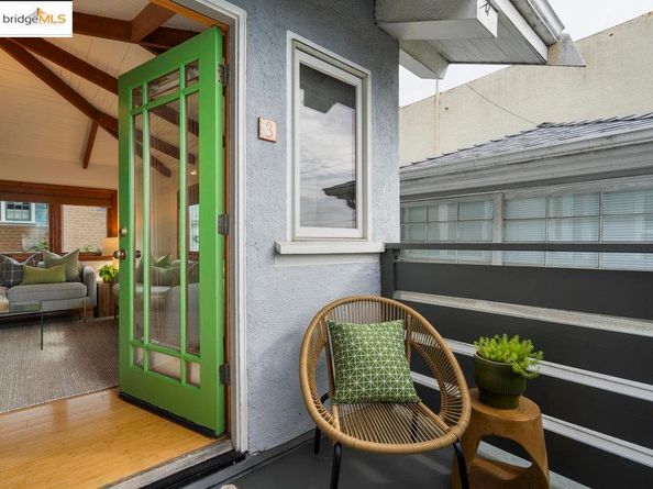 2587 Piedmont Ave 3, Berkeley CA 94704