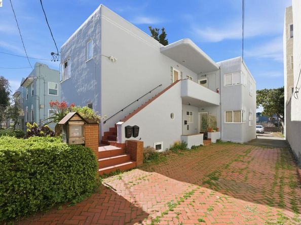 1682 Oxford St, Berkeley CA 94709