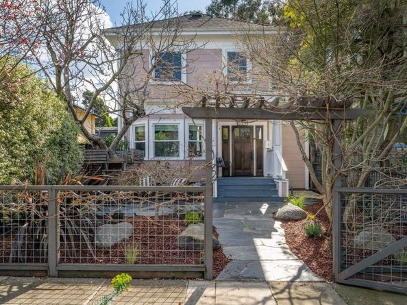 829 51st St, Oakland CA 94608