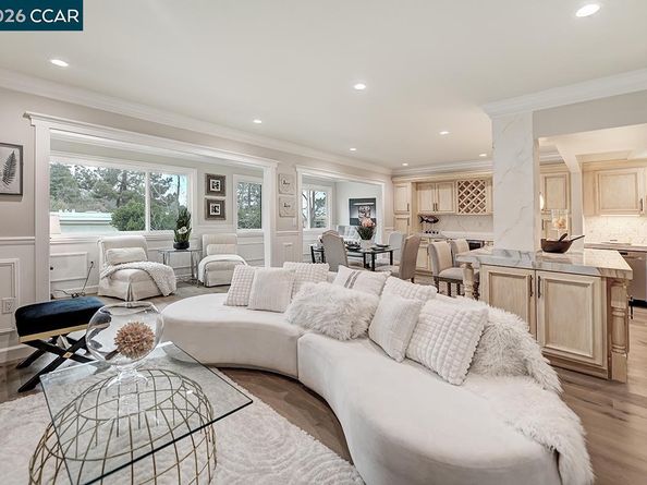 2601 Pine Knoll Dr 8, Walnut Creek CA 94595