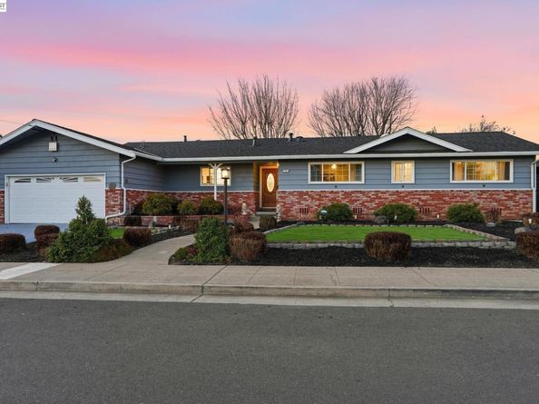 15 Sequoyah View Ct, Oakland CA 94605