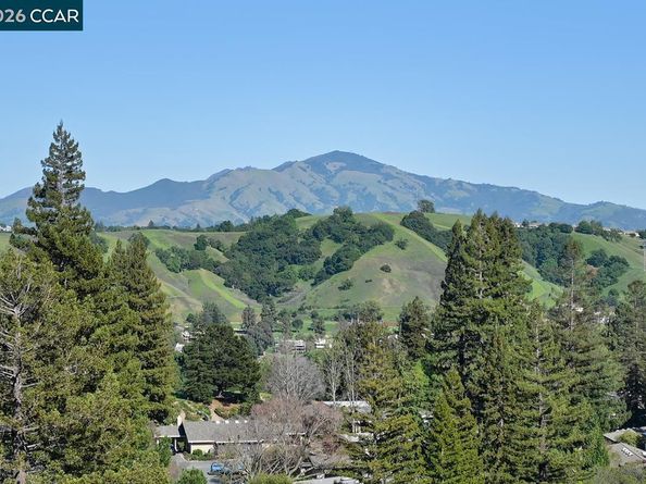3318 Ptarmigan Dr 3C, Walnut Creek CA 94595
