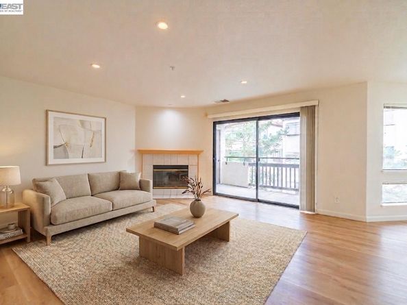 21103 Gary 318A, Castro Valley CA 94546