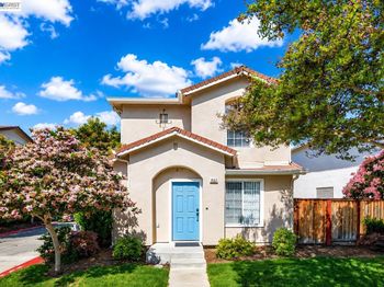 1557 Hermocilla Way