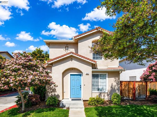 1557 Hermocilla Way, San Jose CA 95116