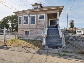1201 41st AVE