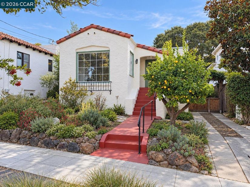 633 Neilson Street, Berkeley CA 94707