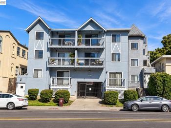 2401 Park Blvd
