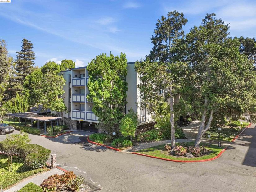 955 shorepoint 209, Alameda CA 94501
