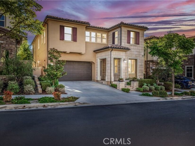 1675 Sonora Creek Lane, Lake Forest (el Toro) CA 92610