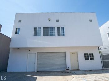 5618 Venice Boulevard