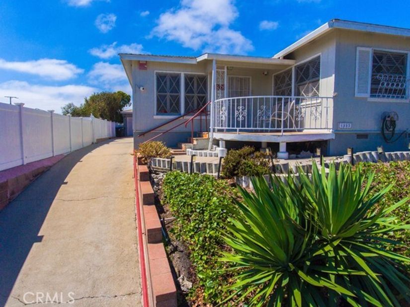 1223 W Elberon, San Pedro (los Angeles) CA 90732