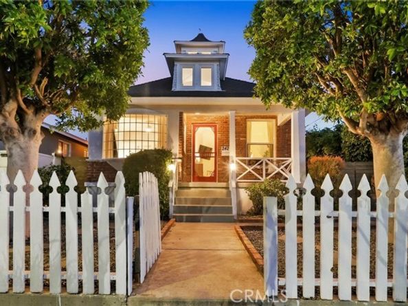 242 W 17th Street, San Pedro (los Angeles) CA 90731