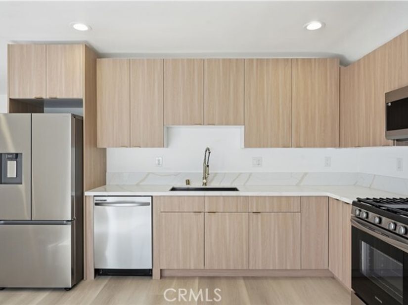7558 Delia, Sun Valley (los Angeles) CA 91352