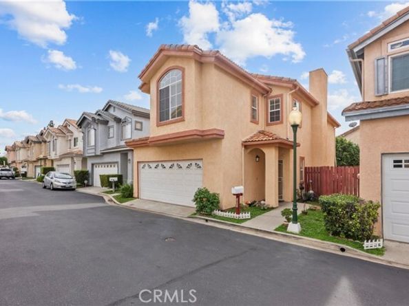 9400 Burnet 103, North Hills (los Angeles) CA 91343