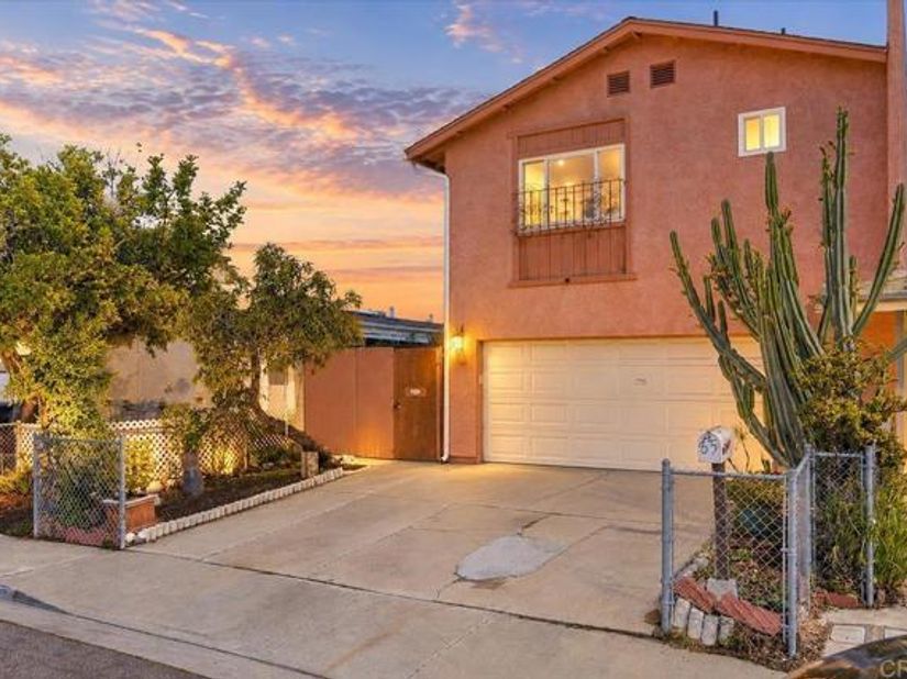 65 Suzanne Ln, Chula Vista CA 91911