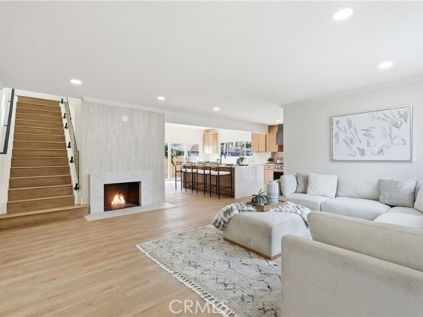 3675 Palo Verde, Long Beach CA 90808
