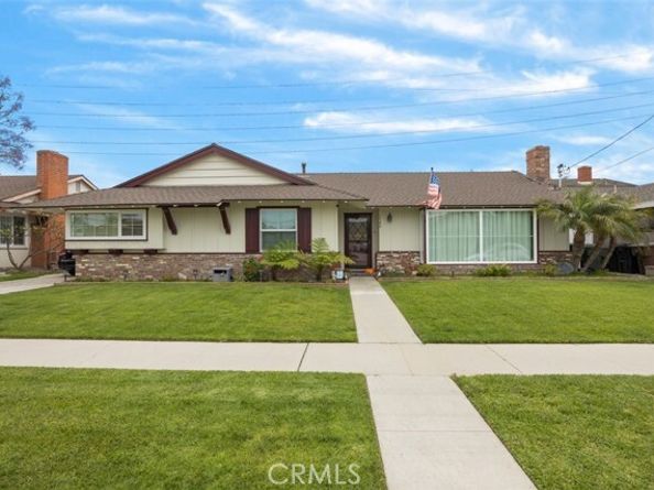 1580 W Audre Drive, Anaheim CA 92802