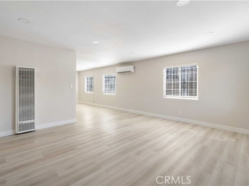 12506 S Mona, Compton CA 90222