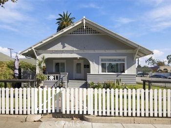 421 E Walnut