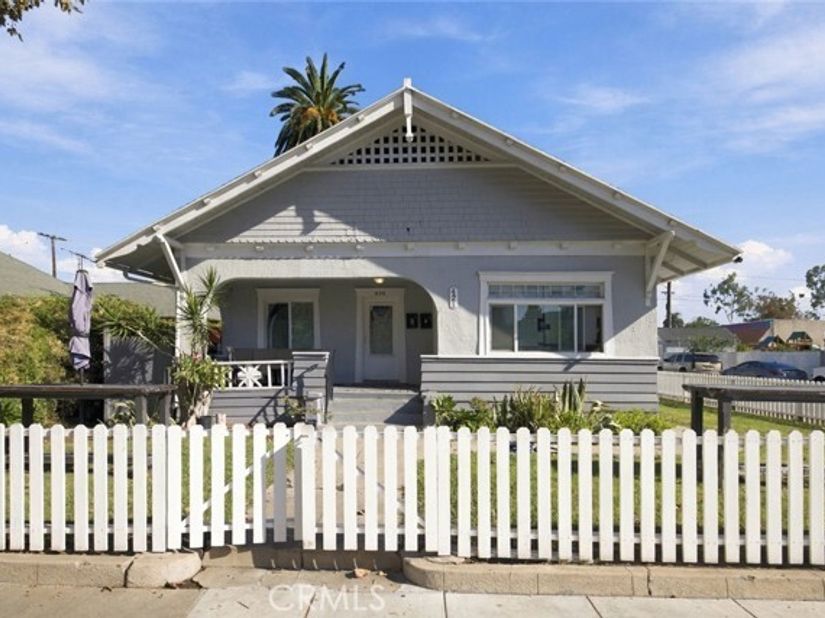 421 E Walnut, Santa Ana CA 92701
