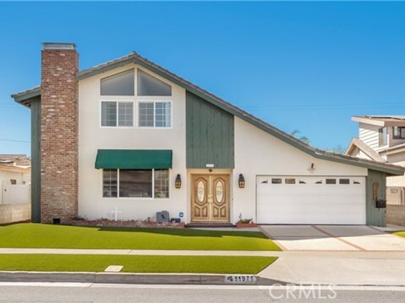 11971 Pine, Los Alamitos CA 90720