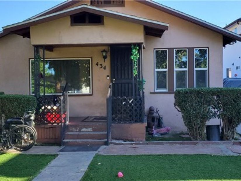 434 E 105th, Los Angeles CA 90003
